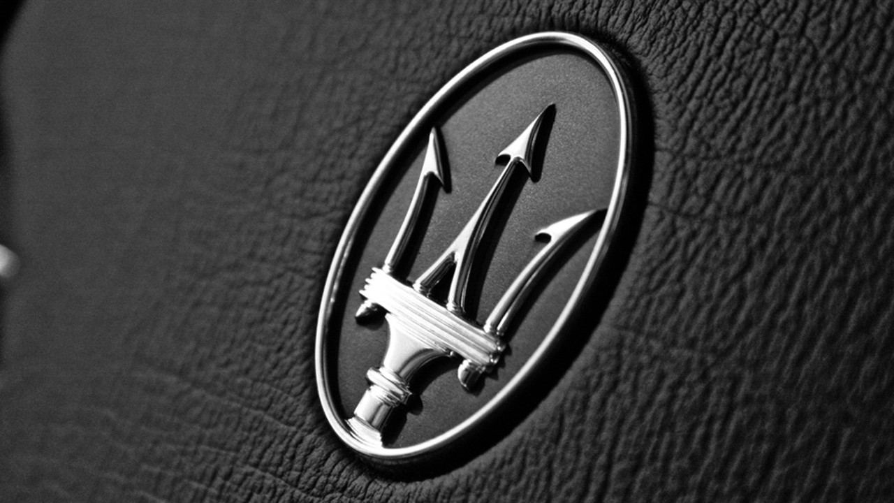 Депутата зі Старобільщини оштрафували на 1700 грн через придбаний «Maserati»